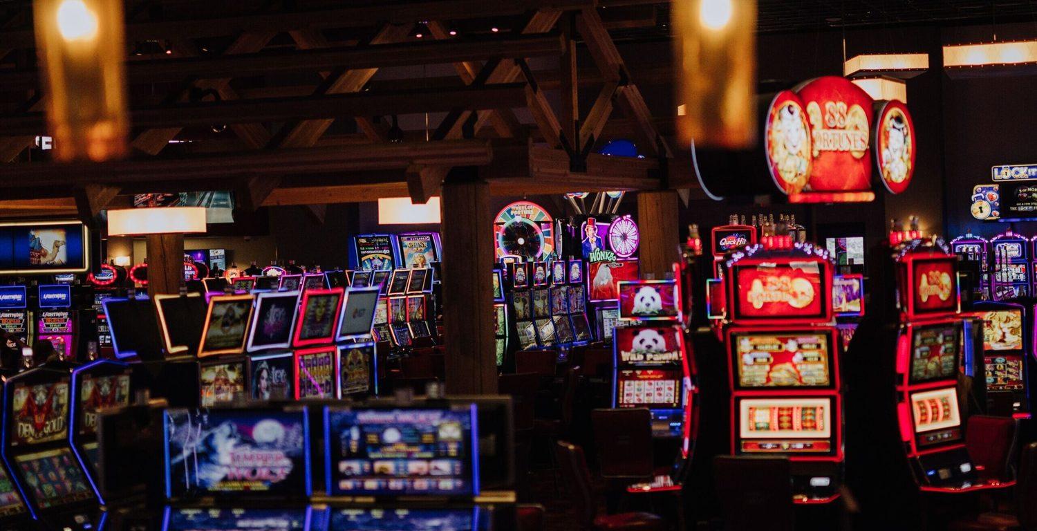 Khám phá các chiến thuật chơi game danh bai để nâng cao kỹ năng và chiến thắng liên tục trong game danh bai